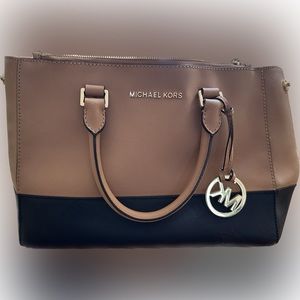 Michael Kors tote bag